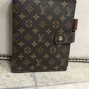 Authentic Louis Vuitton GM Agenfa